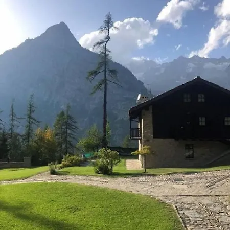 Di Lusso All'interno Del Prestigioso Complesso La Montanina